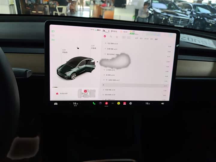 Фото 5 - Tesla Model Y