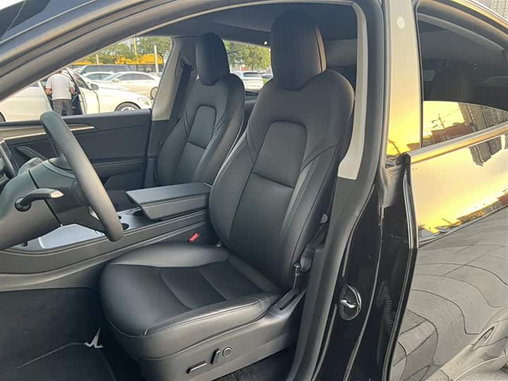 Фото 7 - Tesla Model Y