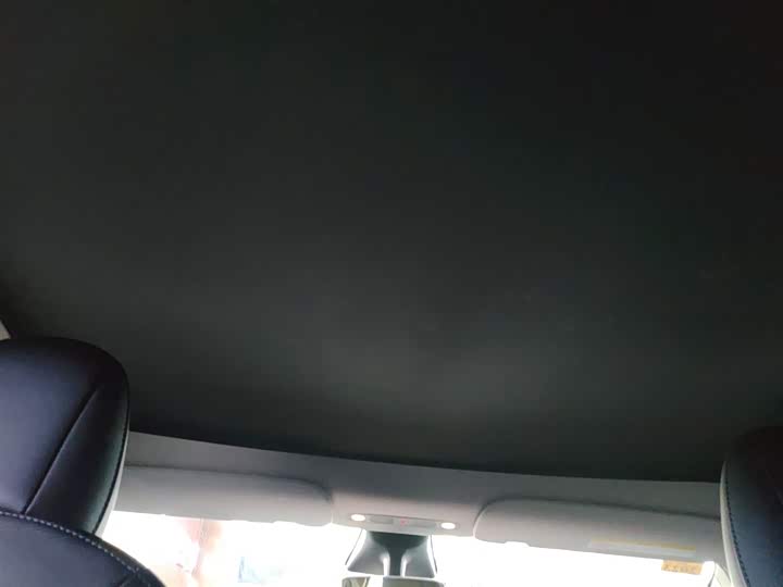 Фото 8 - Tesla Model Y