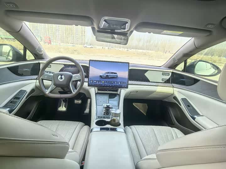 Фото 8 - Denza Z9GT