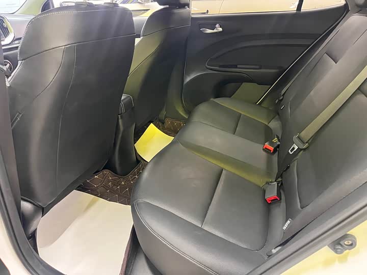 Фото 3 - Kia KX1