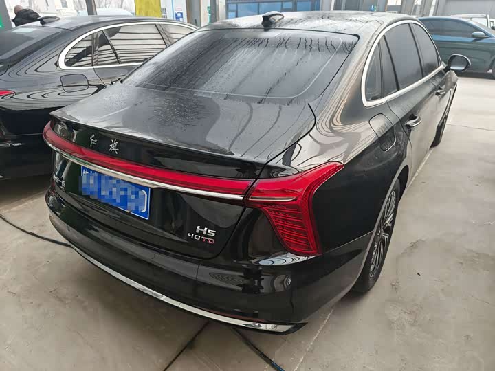Фото 9 - Hongqi H5