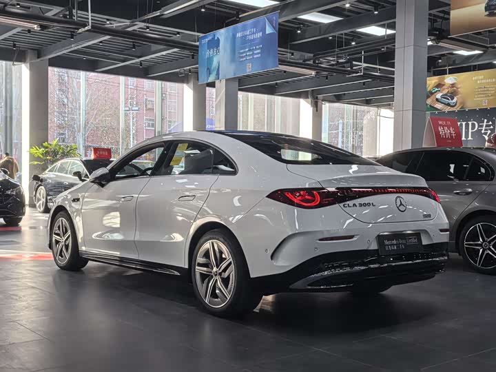 Фото 8 - Mercedes-Benz CLA-Class EV