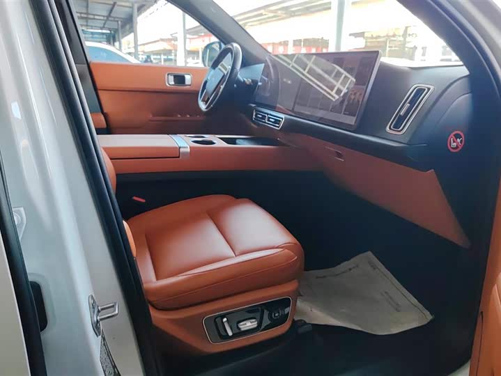 Фото 8 - LiXiang L7