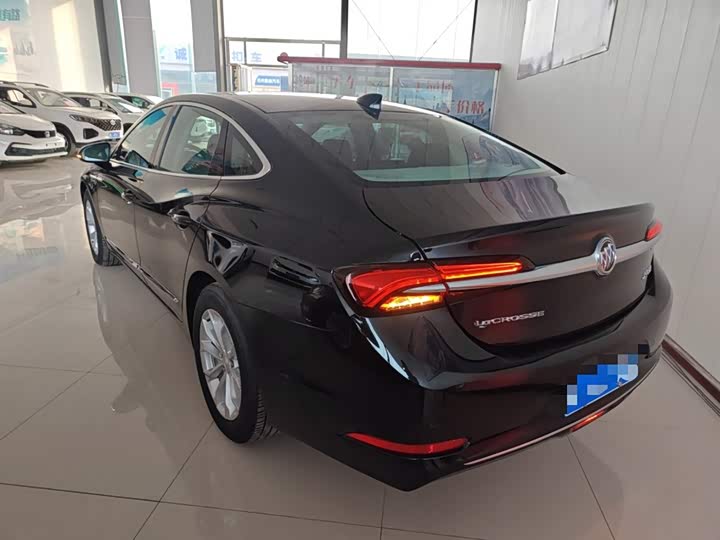 Фото 5 - Buick LaCrosse