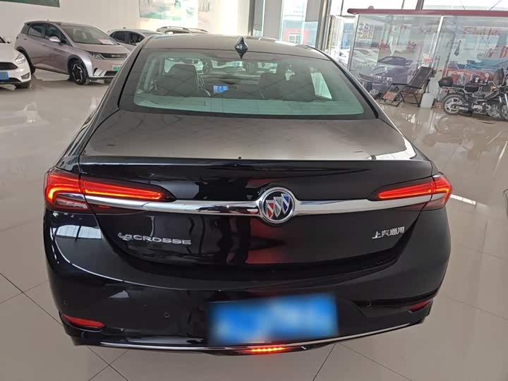 Фото 6 - Buick LaCrosse