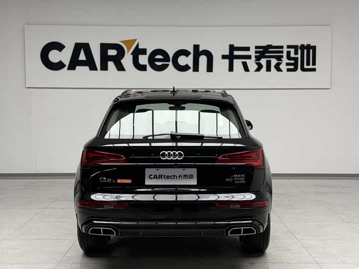 Фото 4 - Audi Q5L