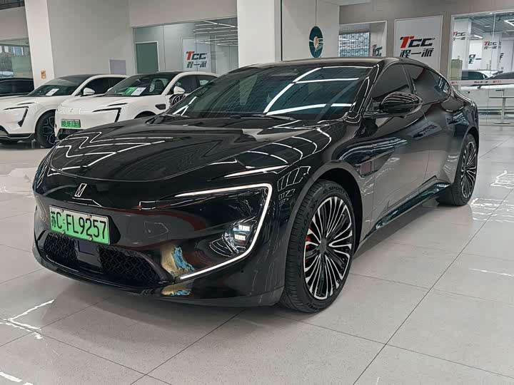 Фото 1 - Avatr 12