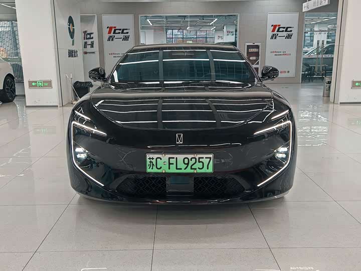 Фото 2 - Avatr 12