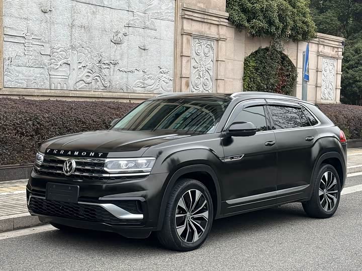 Фото 1 - Volkswagen Teramont X