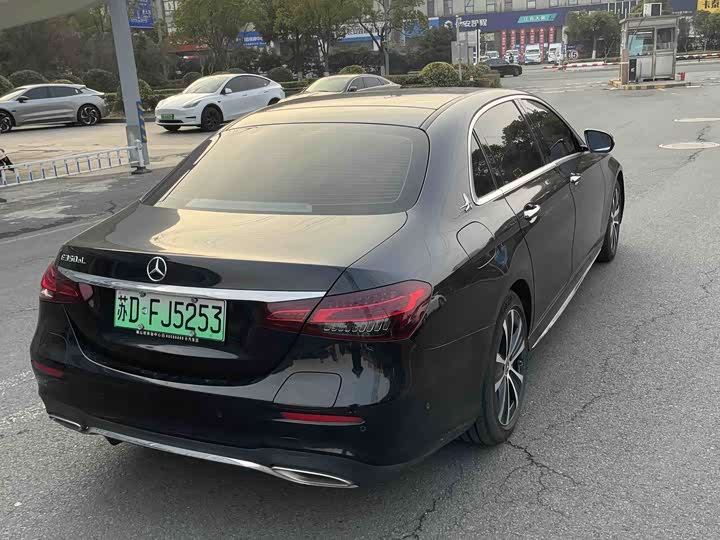 Фото 9 - Mercedes-Benz E-Class Hybrid