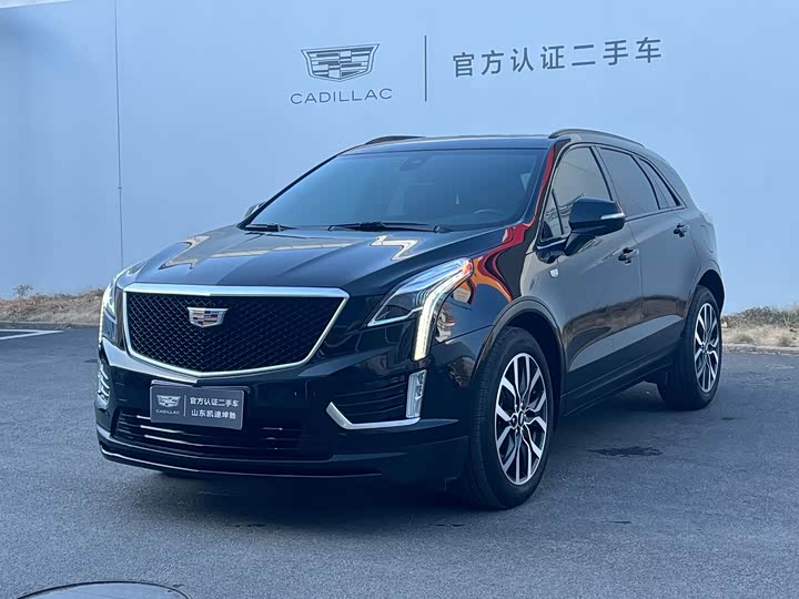 Фото 1 - Cadillac XT5