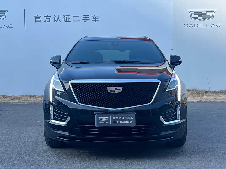 Фото 2 - Cadillac XT5