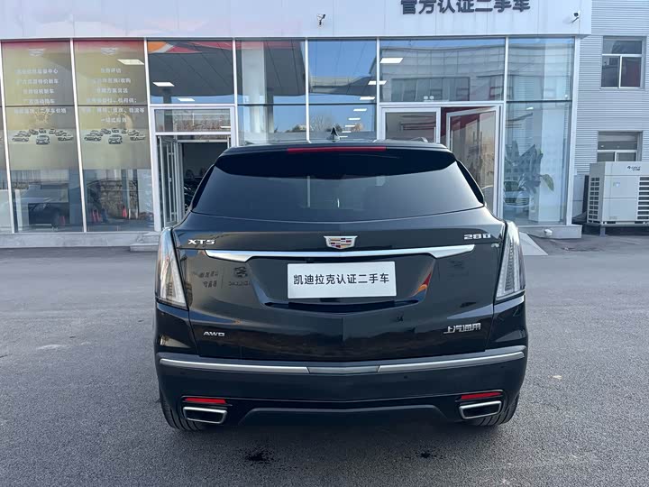 Фото 7 - Cadillac XT5