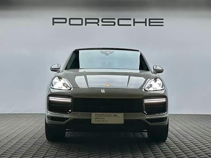 Фото 2 - Porsche Cayenne