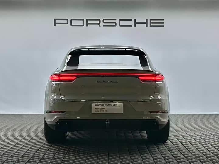 Фото 5 - Porsche Cayenne