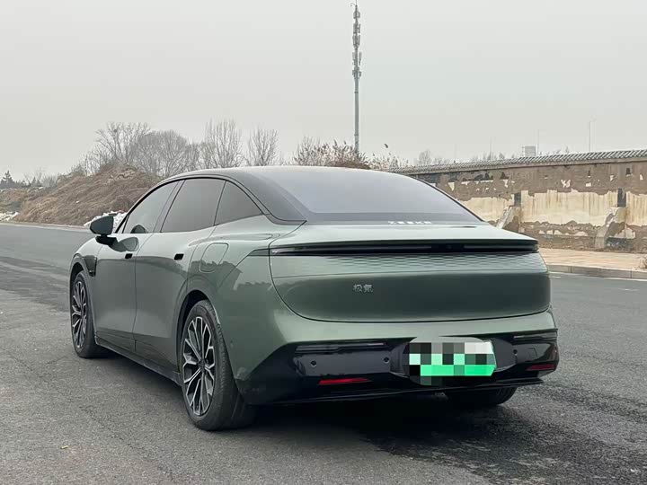 Фото 4 - Zeekr 007