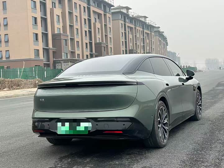 Фото 6 - Zeekr 007