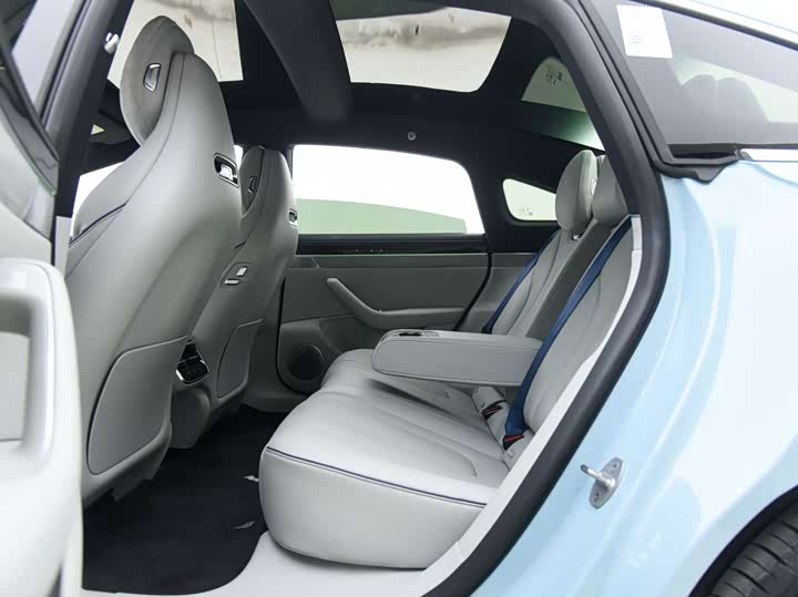 Фото 7 - Luxeed S7