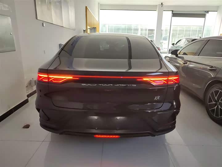 Фото 6 - BYD Han