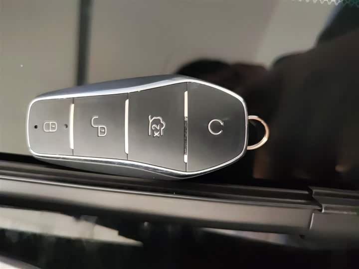 Фото 9 - BYD Han