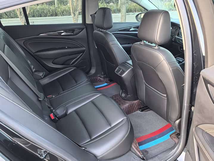 Фото 7 - Buick Regal