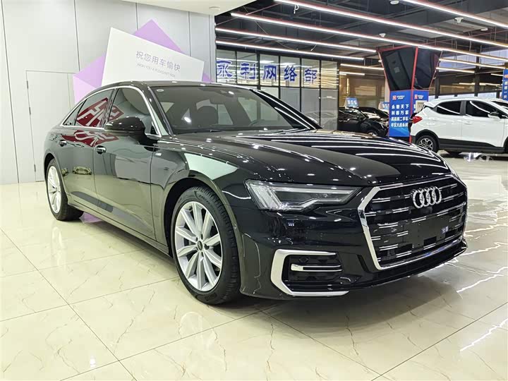 Фото 3 - Audi A6L