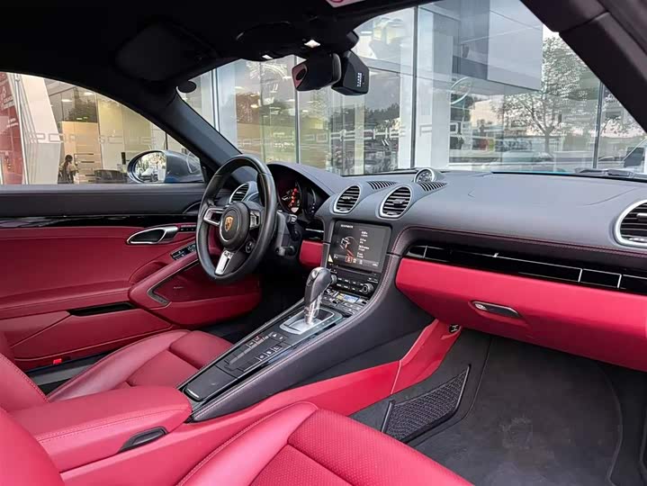 Фото 8 - Porsche 718