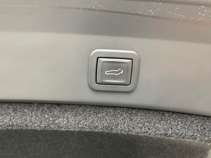 Фото 9 - Cadillac CT6