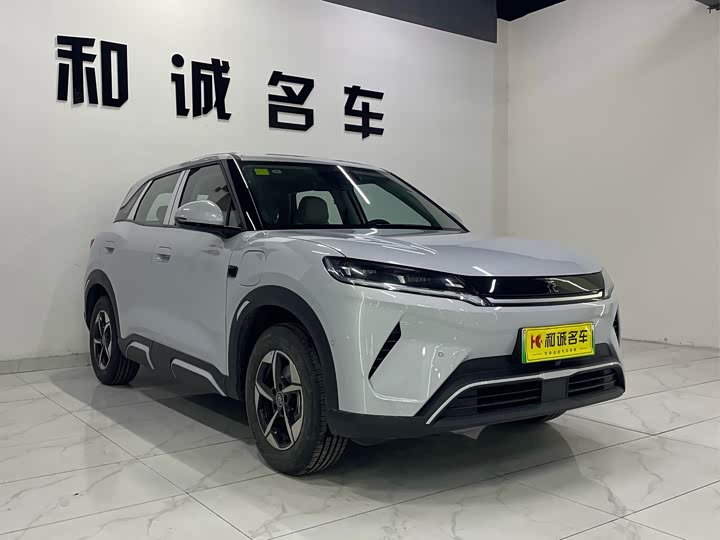 Фото 3 - BYD Yuan Up