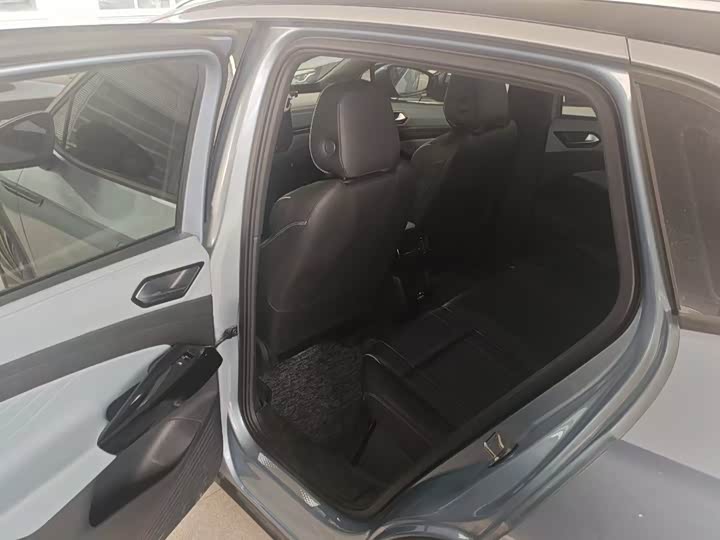 Фото 6 - Volkswagen ID.4 X