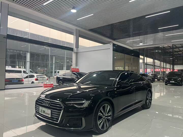 Фото 1 - Audi A6L