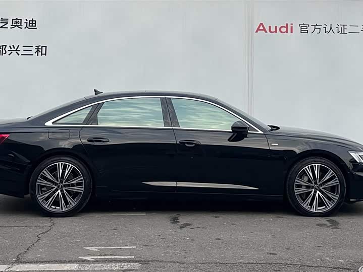 Фото 3 - Audi A6L