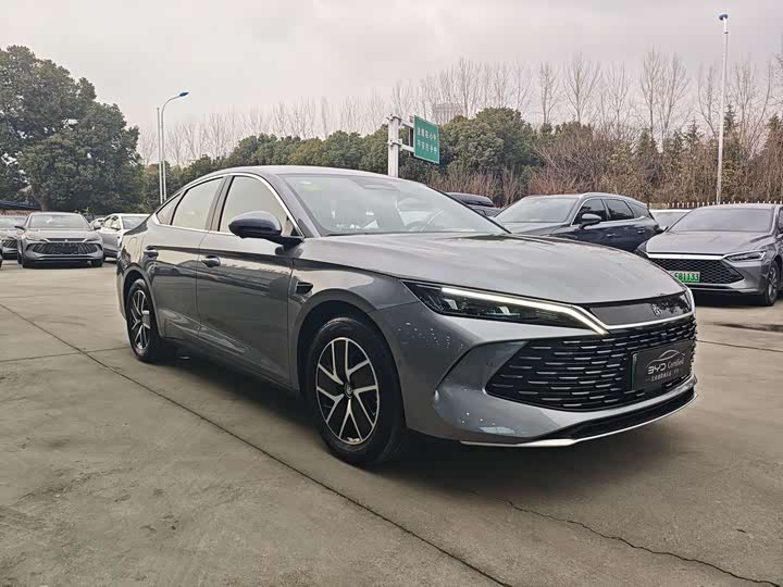 Фото 3 - BYD Qin L