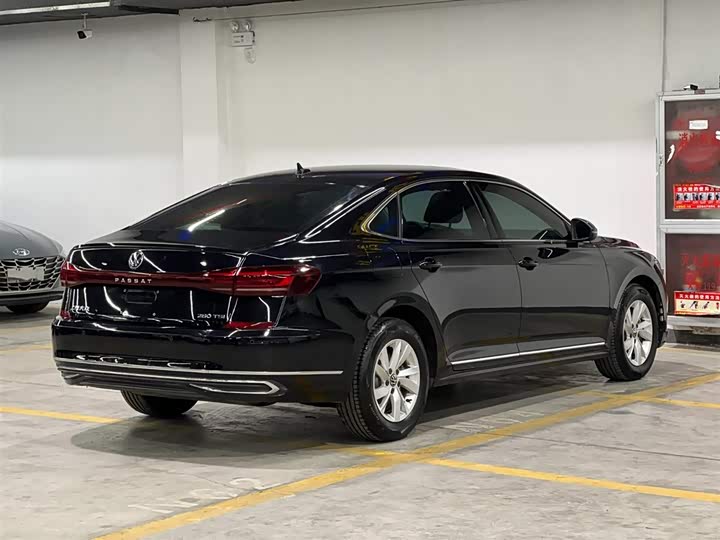 Фото 5 - Volkswagen Passat