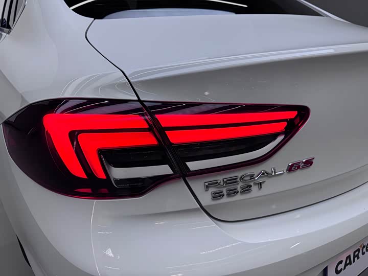 Фото 7 - Buick Regal