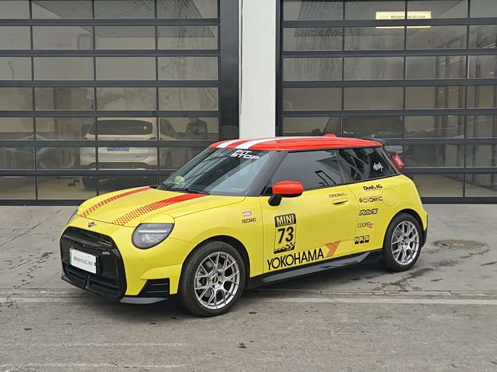 Фото 1 - Mini Cooper