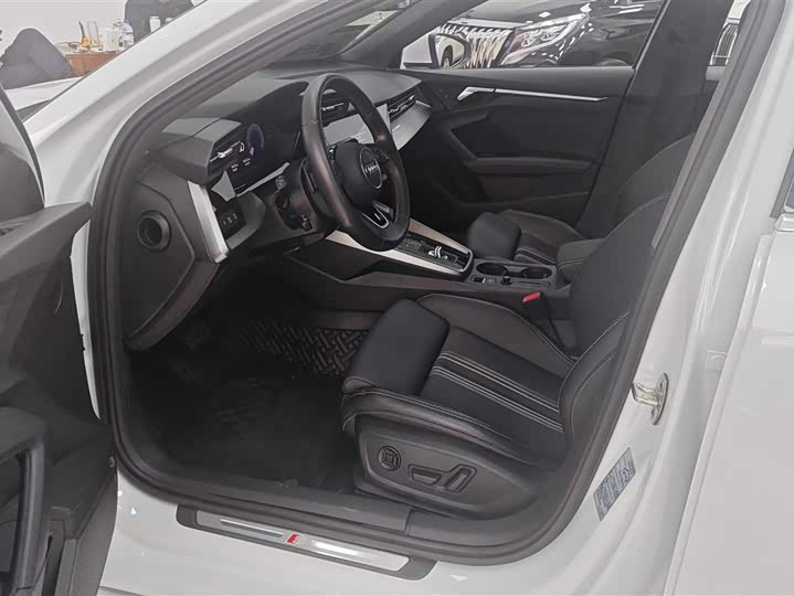 Фото 9 - Audi A3