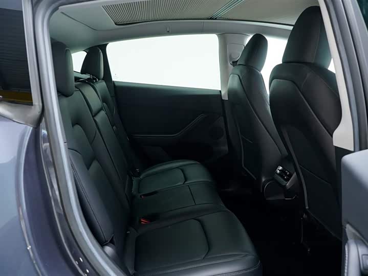 Фото 7 - Tesla Model Y