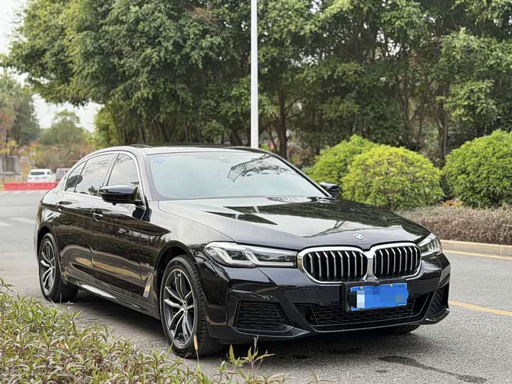 Фото 2 - BMW 5 Series