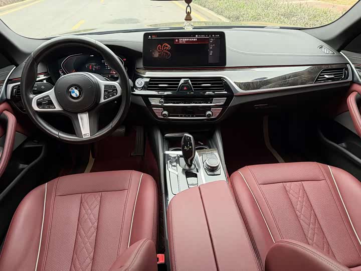 Фото 5 - BMW 5 Series