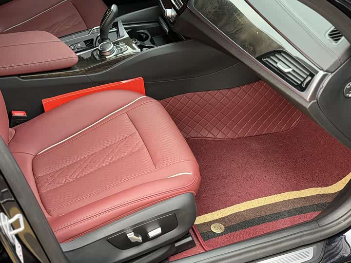 Фото 7 - BMW 5 Series