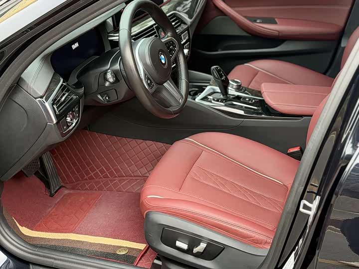 Фото 9 - BMW 5 Series