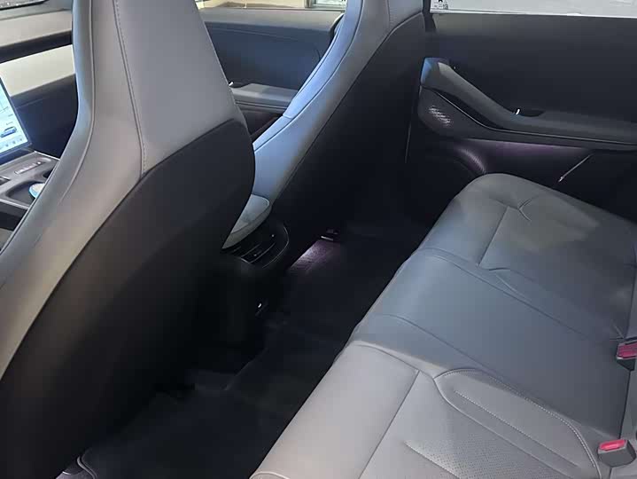 Фото 8 - Nio ET5T