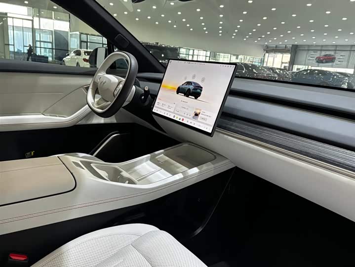 Фото 3 - Nio Onvo L60