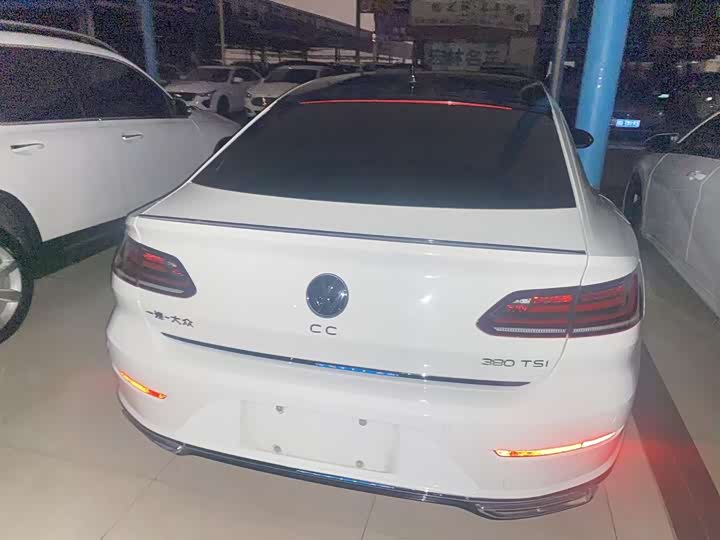 Фото 7 - Volkswagen CC