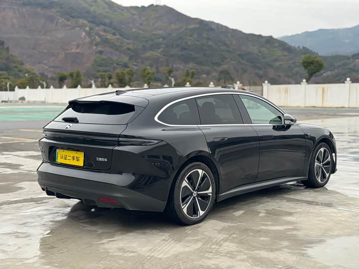 Фото 6 - Nio ET5T