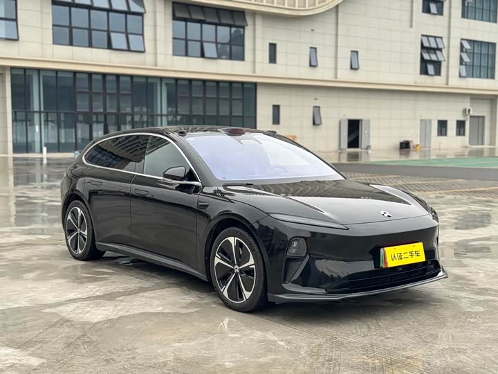 Фото 8 - Nio ET5T