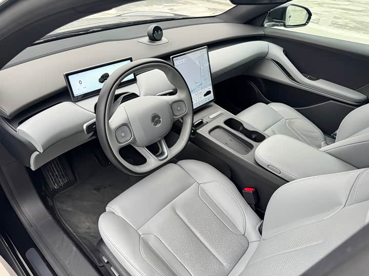 Фото 9 - Nio ET5T