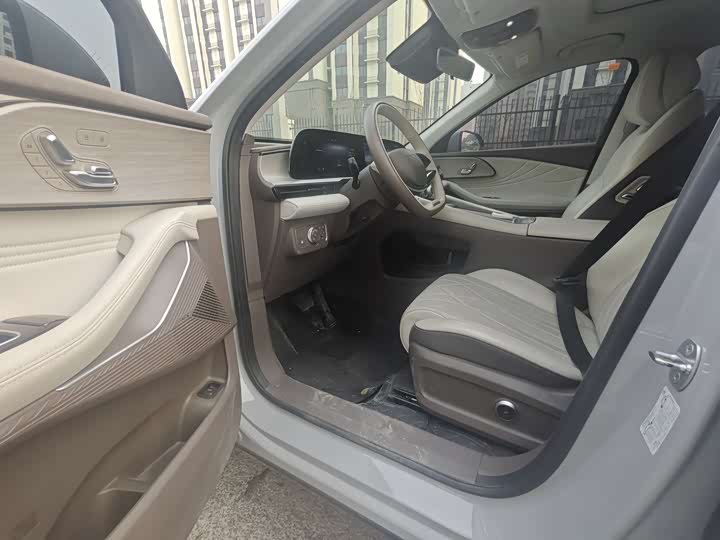 Фото 7 - Exeed RX C-DM Hybrid